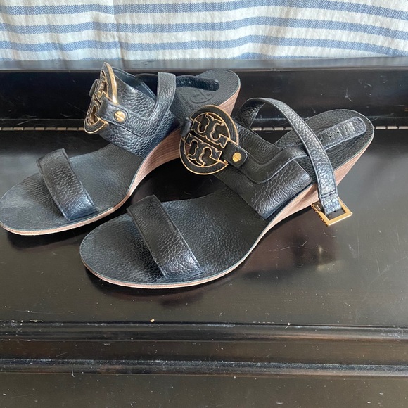 Tory Burch Black Leather Wedges - Picture 3 of 4